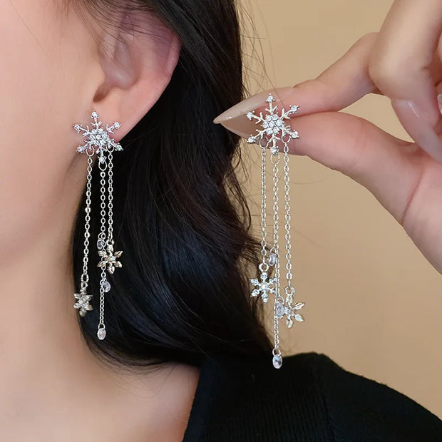 Unique eye and pearl drop earrings, ideal for jewelry storage, jewelry websites, vintage jewelry collections, and bold statement fashion for jewelry lovers.