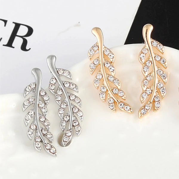 Hollow leaf stud earrings