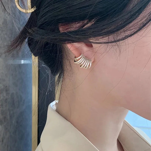 Delicate multi-layer C-shaped stud earrings - Hover Image