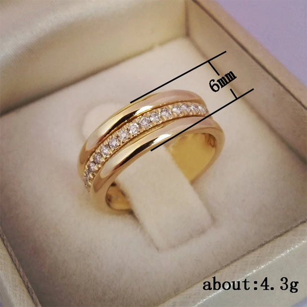 Luxurious gold diamond ring in a cream jewelry case, perfect for jewelry designers, vintage jewelry collections, and jewelry websites. Timeless diamond and jewelry elegance.