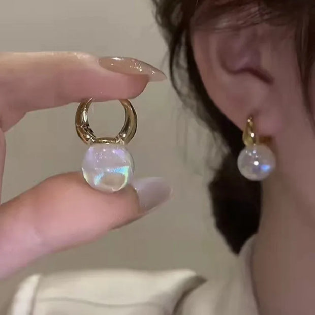 Heart-shaped pearl earrings for jewelry cleaning, earrings piercing, and jewelry storage. Perfect for jewelry designers, vintage jewelry, and jewelry for mom gifts.