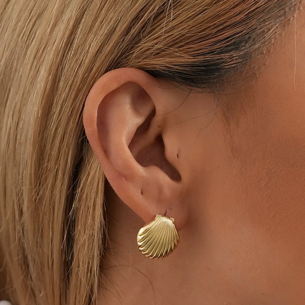 New Vintage Shell Earrings - Hover Image