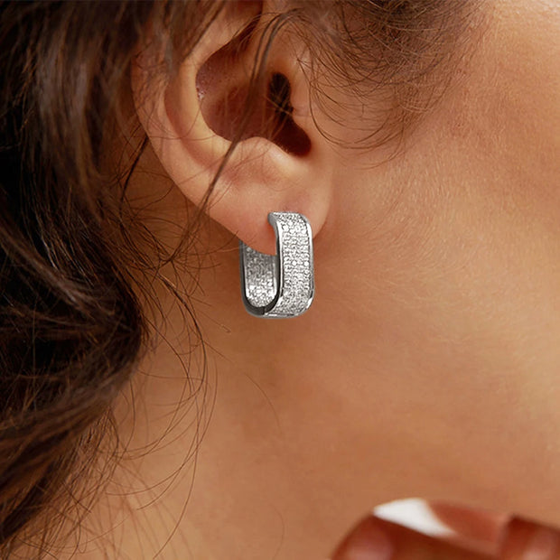 Luxury gold diamond hoop earrings for earrings piercing, jewelry storage, jewelry websites, and gifting. Perfect for diamond and jewelry lovers and elegant styles.