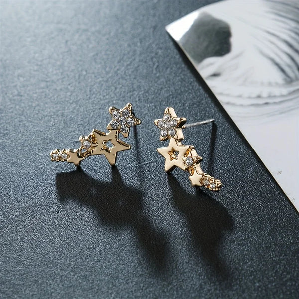 Glamorous rhinestone star stud earrings
