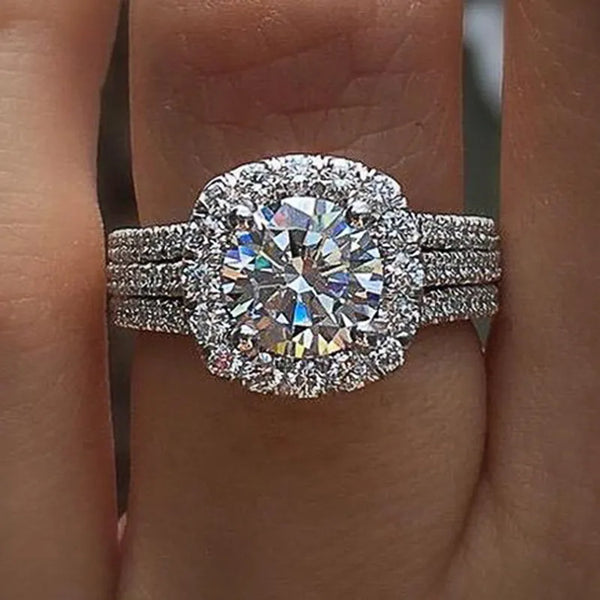 Luxurious Silver Square Ring