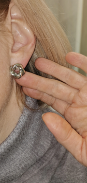 Gold knot earrings designed by jewelry designers, ideal for earrings piercing and vintage jewelry lovers, perfect for jewelry storage or as a gift in a jewelry case.